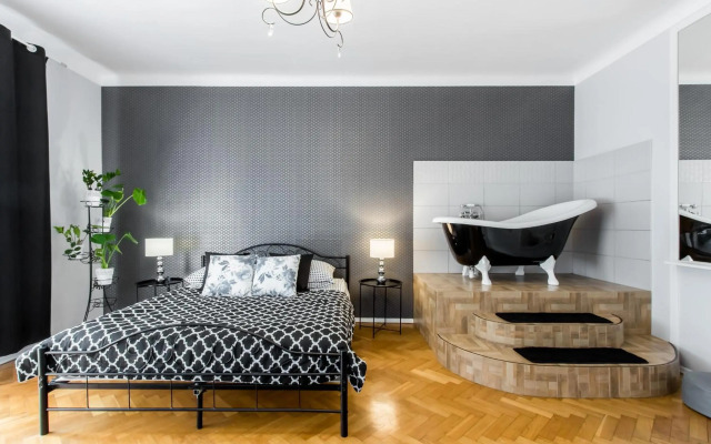 ClickTheFlat Apartment Chmielna 7