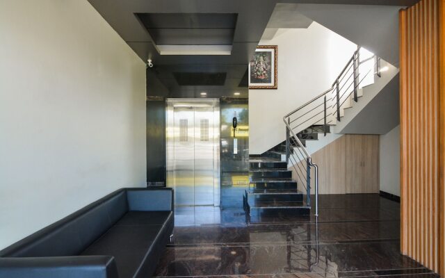 Hotel Season Choice By OYO Rooms