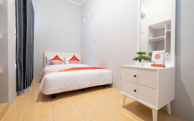 Nareswari Guest House by OYO Rooms