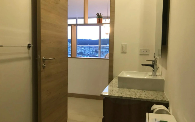 Suite Apartamento Espectacular Vista La Carolina - ONE Quito