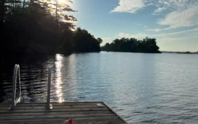 Westwind Inn on the Lake