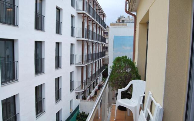 Neptuno Apartments