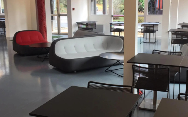 Enzo Trappes By Kyriad Direct