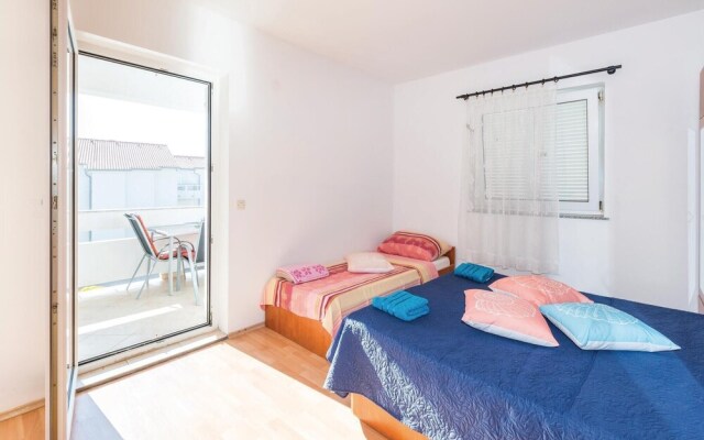 Stunning Home in Vidalici With Wifi and 1 Bedrooms