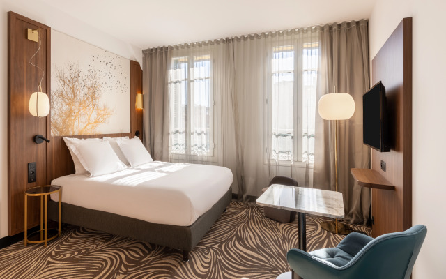 Отель Apollinaire Nice