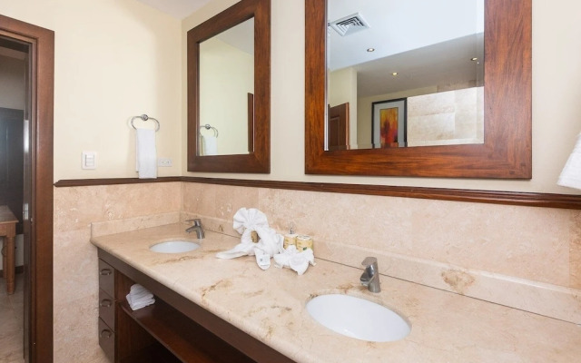 Pristine Bay 1002 3 Bedroom Home