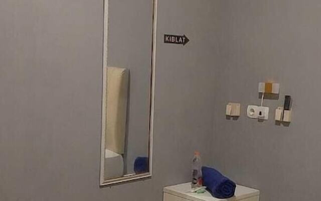 Deluxe Suite And Room