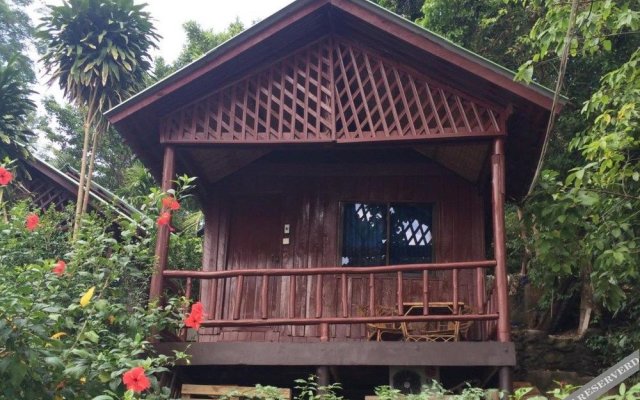 Rocky Ocean View Bungalows