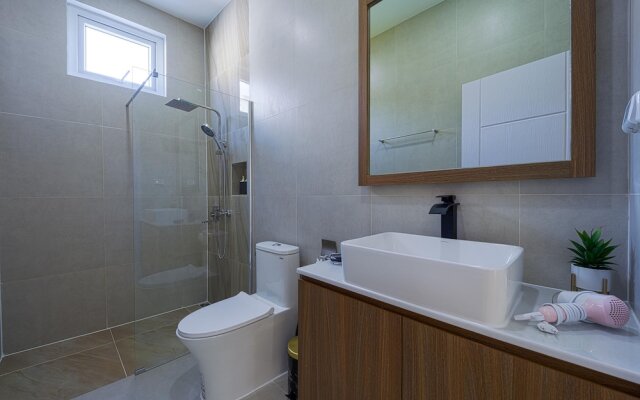 Private Modern 3 Bedroom Pool Villa- AV1