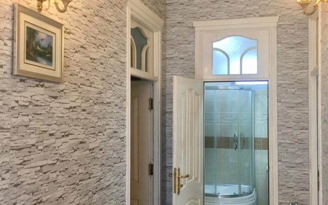 Raffles Garden Villa