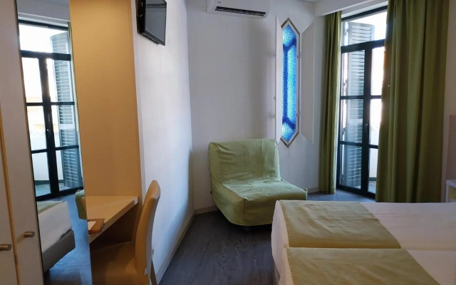 Hotel Navegadores - Image 6