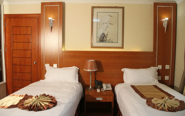 Emmad Apartment Hotel
