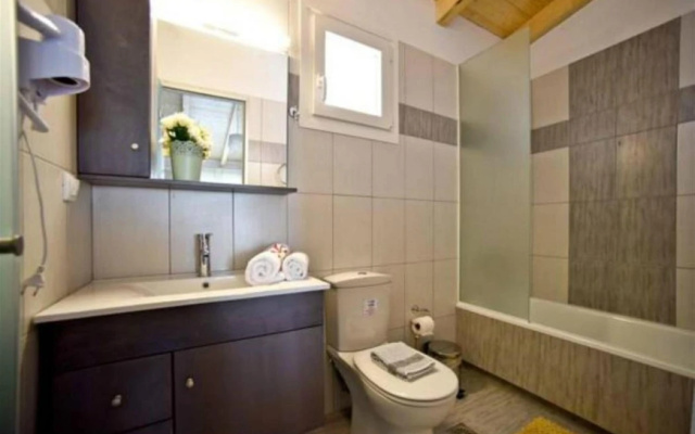 Palapart Gikas Suites And Studios