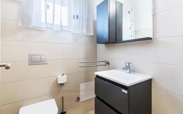 Awesome Apartment in Pula With Wifi and 3 Bedrooms