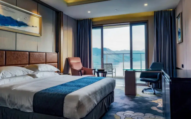 Acotown Gulf International Hotel