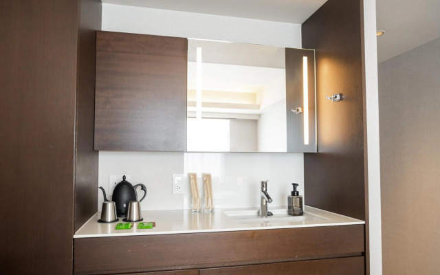 The General Kyoto Takatsuji Tominokoji