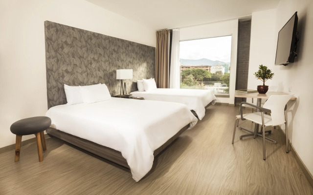 V Grand Hotel, a member of Radisson Individuals