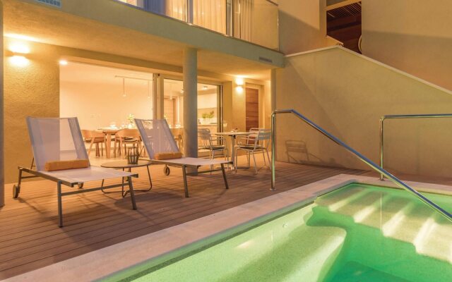 Beautiful Home in Plomin With Jacuzzi, Wifi and 1 Bedrooms