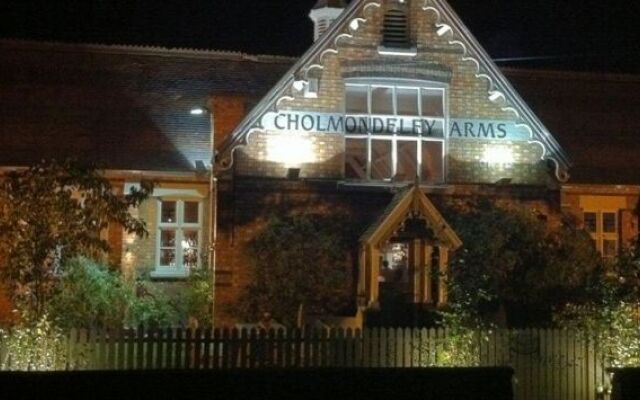 The Cholmondeley Arms Inn - Good Pub Food - B&B in Cheshire