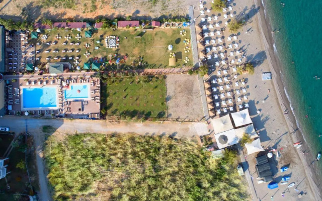Unluselek Hotel