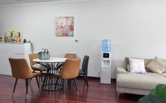 Mai-homestay Royal City 3 bedrooms