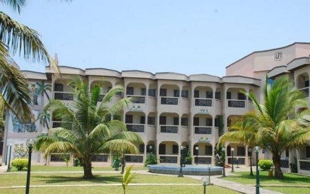 Ramada Resort Accra Coco Beach