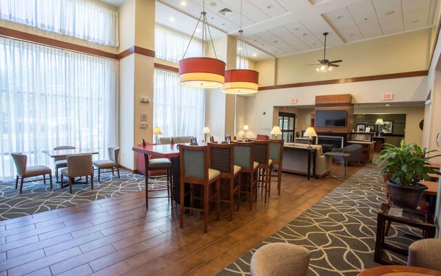 Hampton Inn & Suites Tilton