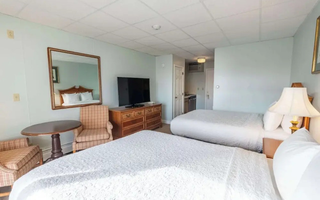 Waves Oceanfront Resort