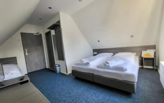 Hotel City Meetpoint