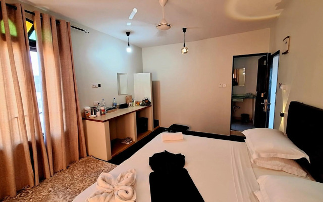 Rumaisa Hotel