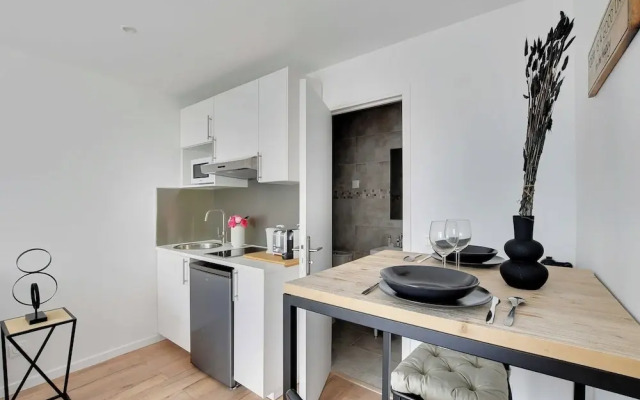 Charming Studio 2P- Next Paris