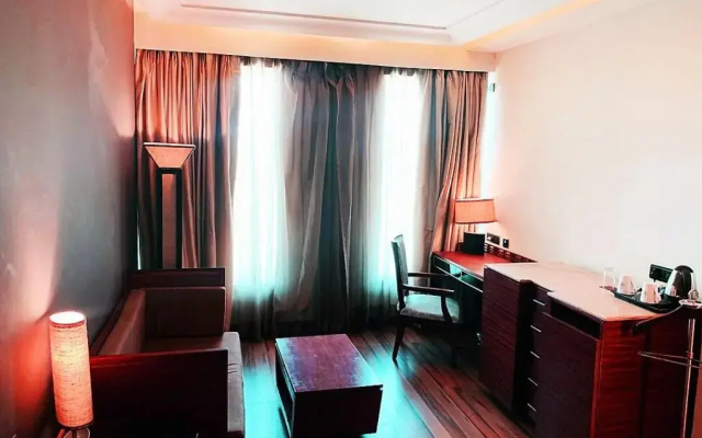 Golden Tulip Gurgaon