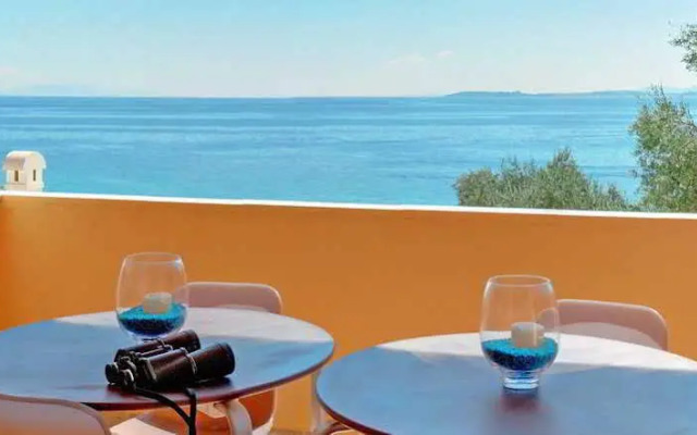 Glyfa Apartments
