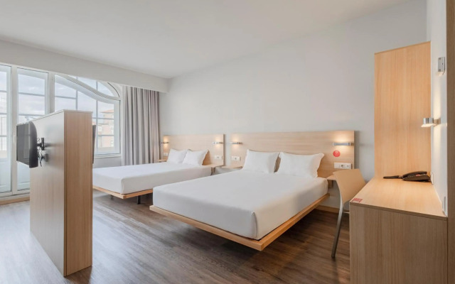 Moov Hotel Porto Centro