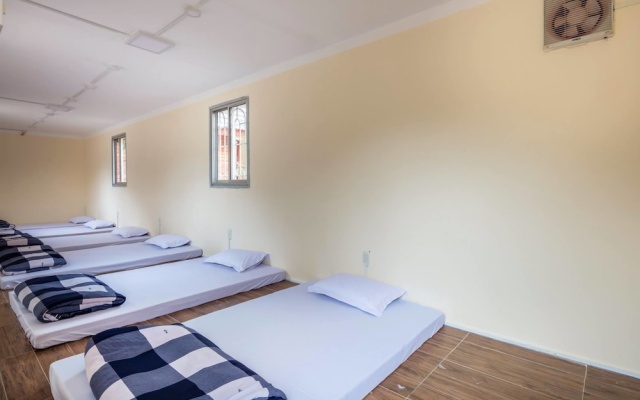 Green Bee Bungalow – Guest Rooms – Lac Duong