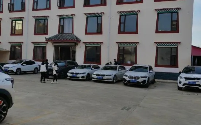 Yuanmeng Hotel (Hongyuan Yinzhu Square) – Exterior – Ngawa