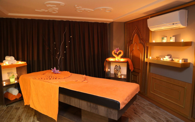 J'adore Deluxe Hotel & Spa