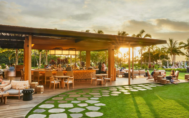 Mauna Lani, Auberge Resorts Collection
