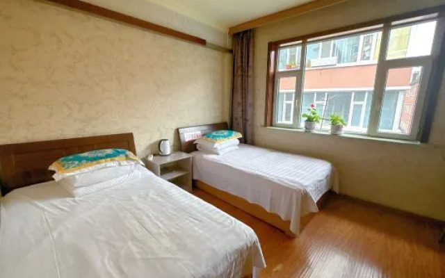 Antu Mingyuezhen Yilai Hotel