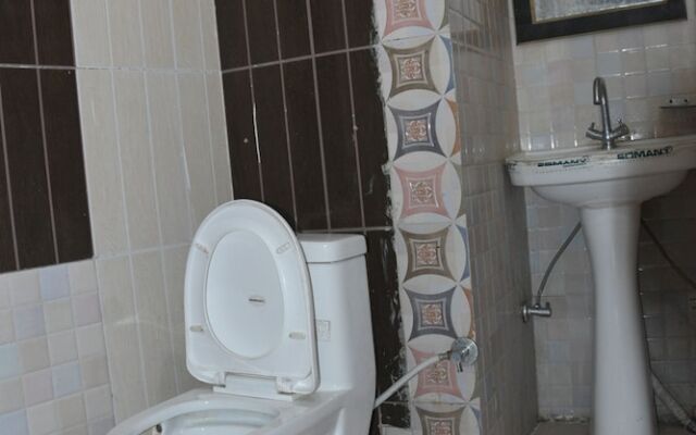 Hotel Mountain View And Rooftop Restaurant