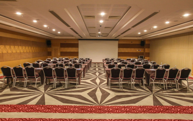Merit Royal Premium Hotel - All Inclusive