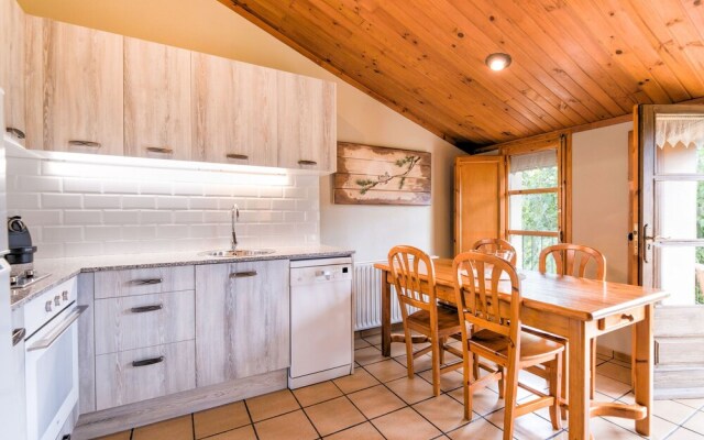 Modern Apartment in Lladurs With Swimming Pool