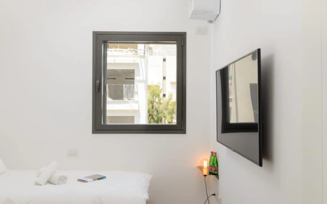 Wood Up by HolyGuest