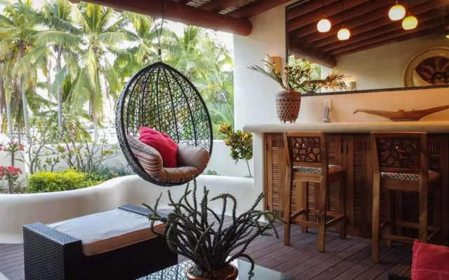 Modern Villa Near Beach & Marina- Ixtapa