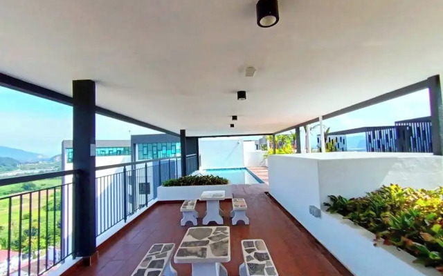 The Horizon Ipoh Dual L13A by Grab A Stay