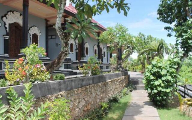 Manta Cottages with Sea View