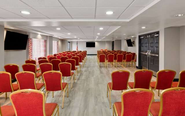 La Quinta Inn & Suites by Wyndham Goodlettsville - Nashville