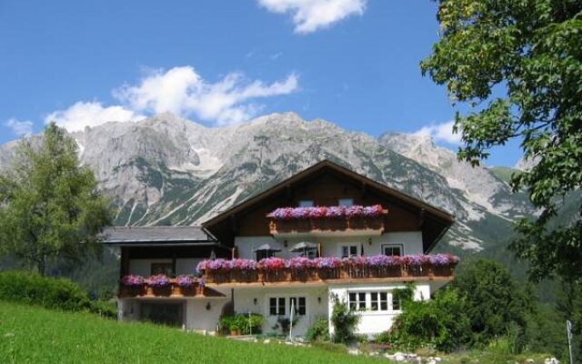 Haus Heidi