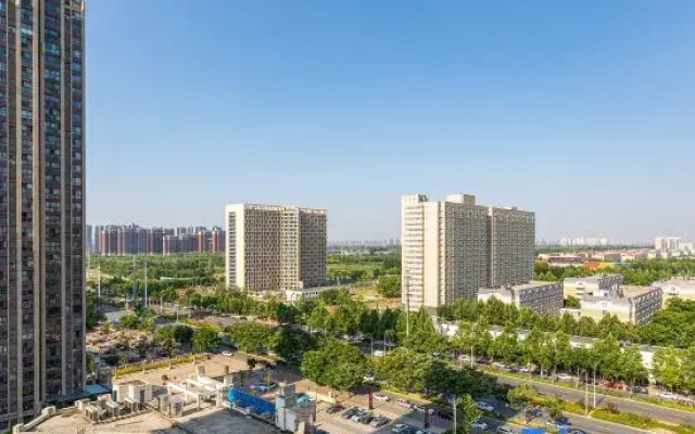 Xiaomi Light Hotel (Henan University of Technology)