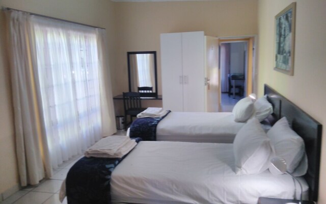 Backpackers Connection